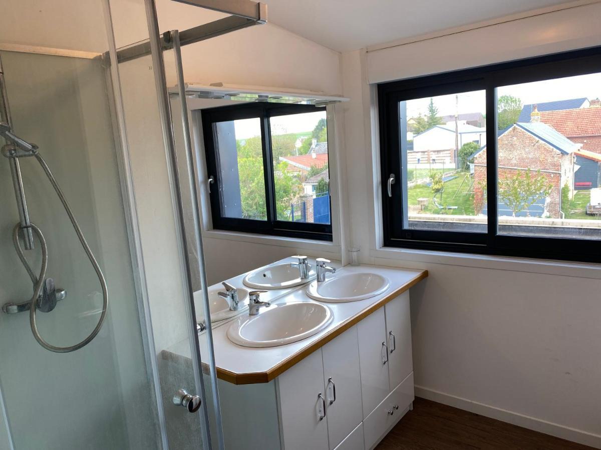 Logement calme à la campagne Villa Thennes Esterno foto
